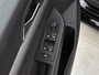 Volkswagen Golf Variant 1.5 eTSI Life Business 1 eerdere eigenaar | Trekhaak | Apple Carplay | Android Auto | Stoelverwarming | Cruise Control Adaptief | Dakrails | Parkeersensor Voor en Achter | Sfeerverlichting