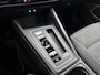 Volkswagen Golf Variant 1.5 eTSI Life Business 1 eerdere eigenaar | Trekhaak | Apple Carplay | Android Auto | Stoelverwarming | Cruise Control Adaptief | Dakrails | Parkeersensor Voor en Achter | Sfeerverlichting