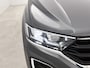Volkswagen T-Roc 1.5 TSI Sport 150 PK | Automaat | Climate Control | Trekhaak Afneembaar | Cruise Control | Achteruitrij Camera | Half Lederen Bekleding | Navigatie | Parkeersensoren Voor + Achter |
