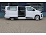 Peugeot e-Expert 75 kWh 2-2-2-3 OPSTELLING | 9 PERSOONS | 8 JAAR GARANTIE | CAMERA | NAVI | DRAADLOOS CARPLAY |