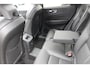 Volvo XC60 T6 Recharge AWD Long Range 350PK Dark Google Infotainment / Elektrisch schuif-kanteldak / 22" lichtmetalen velgen / Stoelventilatie-verwarming voor / Stuurwielverwarming