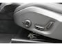 Volvo XC60 T6 Recharge AWD Long Range 350PK Dark Google Infotainment / Elektrisch schuif-kanteldak / 22" lichtmetalen velgen / Stoelventilatie-verwarming voor / Stuurwielverwarming