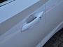 Hyundai i20 1.0 T-GDI Premium | Apple Carplay/Android Auto | Stoel/stuurverwarming | BOSE geluidsinstallatie | Achteruitrijcamera | LED verlichting | Parkeersensoren | Lichtmetalen velgen |