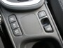 Toyota Yaris Cross Hybrid Dynamic all season parelmoer wit