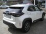 Toyota Yaris Cross Hybrid Dynamic all season parelmoer wit
