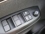 Toyota Yaris Cross Hybrid Dynamic all season parelmoer wit