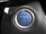 Toyota Yaris Cross Hybrid Dynamic all season parelmoer wit