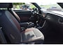 Volkswagen Beetle 1.2 TSI Exclusive Series Apple Carplay Camera PDC Stoelverwarming