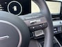 Hyundai Kona 1.6 GDI HEV Comfort Plus | WK Deal | Uit voorraad leverbaar! | Dodehoekdetectie | Elektrische achterklep | Stoel en stuurverwarming | Achterbank verwarming | AppleCarplay en Android Auto | Keyless entry en start
