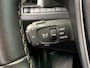 Peugeot 3008 1.6 HYbrid 225 Allure Pack Business Airco | Camera | Cruise Adaptief | DAB | Keyless | LED | LMV 18" | Navi | PDC V&A | Stoelverwarming |