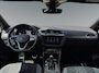 Volkswagen Tiguan Allspace 1.5 150pk TSI R-Line Business+ 7p. Panoramaschuif-kanteldak | Navigatie 'Discover Pro | Winter Pakket