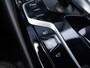 BMW 5-Serie Touring 530e High Executive | Passagiers Scherm | Pano | Stoelverwarming | Trekhaak