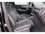 Volvo XC40 2.0 B3 Plus Dark / Panoramadak / Memory Stoelen / Harman Kardon / Keyless-Go / Stuurwielverwarming