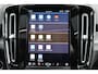 Volvo XC40 2.0 B3 Plus Dark / Panoramadak / Memory Stoelen / Harman Kardon / Keyless-Go / Stuurwielverwarming