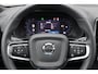 Volvo XC40 2.0 B3 Plus Dark / Panoramadak / Memory Stoelen / Harman Kardon / Keyless-Go / Stuurwielverwarming