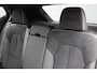 Volvo XC40 2.0 B3 Plus Dark / Panoramadak / Memory Stoelen / Harman Kardon / Keyless-Go / Stuurwielverwarming