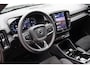 Volvo XC40 2.0 B3 Plus Dark / Panoramadak / Memory Stoelen / Harman Kardon / Keyless-Go / Stuurwielverwarming