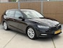 Skoda Octavia Combi 1.0 e-TSI Sport Business Automaat | LED verlichting | Stoelverwarming | Navigatiesysteem | Apple CarPlay/Android Auto Smartlink | Sfeerverlichting | 17 inch lichtmetalen velgen | Parkeersensoren voor en achter