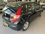 Hyundai i30 1.6i Dynamic CLIMAT APK 3-27 BJ 2011 !!!