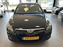 Hyundai i30 1.6i Dynamic CLIMAT APK 3-27 BJ 2011 !!!