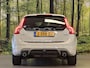 Volvo V60 2.4 D6 Twin Engine Special Edition | Dealer Onderhouden | Cruise Control | Stoelverwarming | Parkeersensoren Achter | Navigatie | Trekhaak