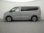 Volkswagen e-Transporter Caravelle 32 L1H1 Life 64 kWh 218 PK | LED | 3e Zitrij | Navigatie | Achteruitrij Camera | Stoelverwarming | Elek. Inklapbare Spiegels |