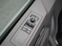 Volkswagen e-Transporter Caravelle 32 L1H1 Life 64 kWh 218 PK | LED | 3e Zitrij | Navigatie | Achteruitrij Camera | Stoelverwarming | Elek. Inklapbare Spiegels |