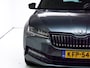 Skoda Superb Combi 1.4 TSI iV Sportline Business | Panodak | Trekhaak | Stuur,- Stoel, Achterbank verw. | 360 Camera | Canton audio| Elec. achterklep, Adaptieve Cruise met travelassist, App. connect, Navigatie, Stoelen met geheugen