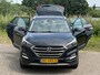Hyundai Tucson 1.6 GDi Comfort - Phantom Black - Seatheat/Nav/Mirror - Chique