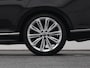 Volkswagen Passat Variant 1.5 TSI Automaat R-Line Business + | PANO | CAMERA | ADAPTIVE | LEDER | STOELVERW.