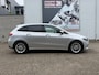 Mercedes-Benz B-klasse 250 e 218 Pk | Navigatie | Cruise |Clima | Camera | Zwarte hemelbekleding | Sfeerverlichting | 17".