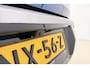 Peugeot e-5008 GT Exclusive 73 kWh 7p € 6.250,- DEMO VOORDEEL | OP VOORRAAD = SNEL RIJDEN | Trekhaak | Nappa Leder | Massage/Ventilatie/Verwarming | 360 Vision