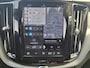 Volvo XC60 2.0 B4 R-Design | VERWACHT | ACHTERUITRIJCAMERA | ELEKTRISCHE TREKHAAK | ELEKTRISCHE STOELEN MET GEHEUGEN | NAVIGATIE | STUUR- & STOELVERWARMING | LEER | APPLE CARPLAY / ANDROID AUTO |