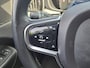 Volvo XC60 2.0 B4 R-Design | VERWACHT | ACHTERUITRIJCAMERA | ELEKTRISCHE TREKHAAK | ELEKTRISCHE STOELEN MET GEHEUGEN | NAVIGATIE | STUUR- & STOELVERWARMING | LEER | APPLE CARPLAY / ANDROID AUTO |