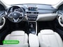 BMW X1 sDrive20i High Exec. X-Line | Afn. trekhaak | Panoramadak | Elec. verst stoel met geheugen | Camera | Elec. achterklep | Navigatie, Stoelverwarming, Headup, Climate control