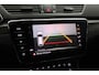 Skoda Superb Combi 1.4 TSI iV 218 PK Sportline Business PHEV, Kuipstoelen, Trekhaak, Memory, 4 x Stoelverwarming