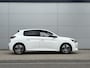 Peugeot 208 1.2 PureTech Allure | 3D cockpit | Parkeersensoren | Keyless start | Apple Carplay/Android Auto