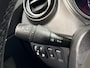 Renault Captur 120PK TCe Intens Automaat | Trekhaak | Navi | Camera | Climate Control | Cruise Control | Full LED | Lichtmetalen Velgen | Bluetooth | Parkeersensoren | Licht & Regen Sensor |