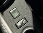 Renault Captur 120PK TCe Intens Automaat | Trekhaak | Navi | Camera | Climate Control | Cruise Control | Full LED | Lichtmetalen Velgen | Bluetooth | Parkeersensoren | Licht & Regen Sensor |