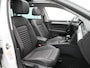 Volkswagen Passat Variant 1.4 TSI PHEV GTE Business Navigatie - ACC - Stoelverwarming - Pano-dak - Camera - Leder - LED