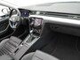 Volkswagen Passat Variant 1.4 TSI PHEV GTE Business Navigatie - ACC - Stoelverwarming - Pano-dak - Camera - Leder - LED