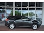 Toyota RAV4 2.0 Executive Business 4WD | Navigatie | Camera | Leer | Stoelverwarming | Trekhaak!! | Dealeronderhouden laatste beurt bij 144000km
