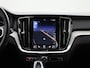 Volvo V60 2.0 T6 Recharge AWD Inscription | Automaat | Apple Carplay / Android Auto | Leder | Memory Seats | Virtual Cockpit | Stoel verwarming | Elektrische Achterklep | Achteruitrijcamera | Navigatie | Climate Control | Cruise Control | Lichtmetalen Velgen |