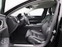Volvo V60 2.0 T6 Recharge AWD Inscription | Automaat | Apple Carplay / Android Auto | Leder | Memory Seats | Virtual Cockpit | Stoel verwarming | Elektrische Achterklep | Achteruitrijcamera | Navigatie | Climate Control | Cruise Control | Lichtmetalen Velgen |