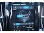 Volvo XC60 2.0 T6 Plug-in hybrid AWD Ultimate Dark Head-Up Long-Range 20"Velgen Schuifdak.