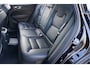 Volvo XC60 2.0 T6 Plug-in hybrid AWD Ultimate Dark Head-Up Long-Range 20"Velgen Schuifdak.