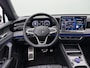 Volkswagen Tiguan 1.5 eHybrid R-Line Edition Panoramadak - Trekhaak - Camera - 20 Inch - Matrix LED koplampen