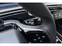 Peugeot E-3008 Allure Long Range 230 97 kWh DEMO | 680 KM WLTP | Camera Voor/Achter/Zijkanten | Stoel Verwarming | Panoramic Navigation Pack