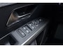 Peugeot E-3008 Allure Long Range 230 97 kWh DEMO | 680 KM WLTP | Camera Voor/Achter/Zijkanten | Stoel Verwarming | Panoramic Navigation Pack