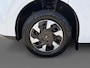 Ford E-Transit Custom 340 L2H1 Trend 71 kWh | Uit Voorraad leverbaar | 0,99% Financiering | 370km WLTP Rijbereik | All Weather Banden | Achteruitrijcamera| Parkeersensoren voor & achter | Cruise Control | Apple Carplay & Android Auto